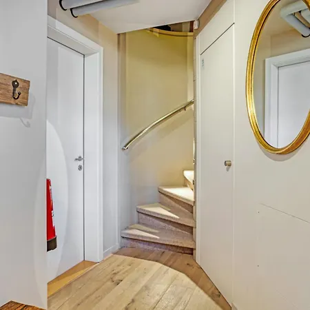 Hébergement de vacances Luxury Alpine With Panoramic Views