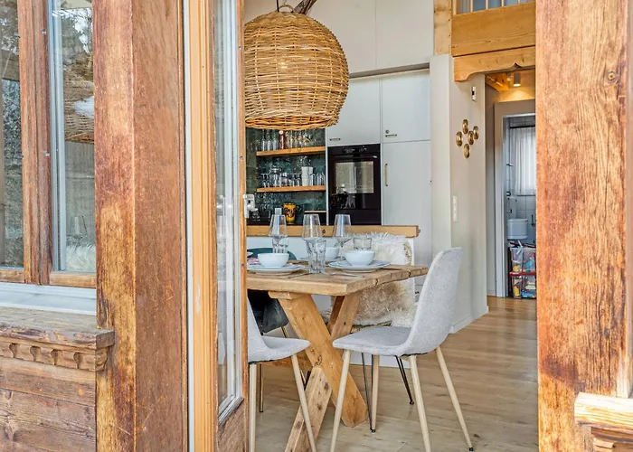 Ferienhaus Luxury Alpine With Panoramic Views